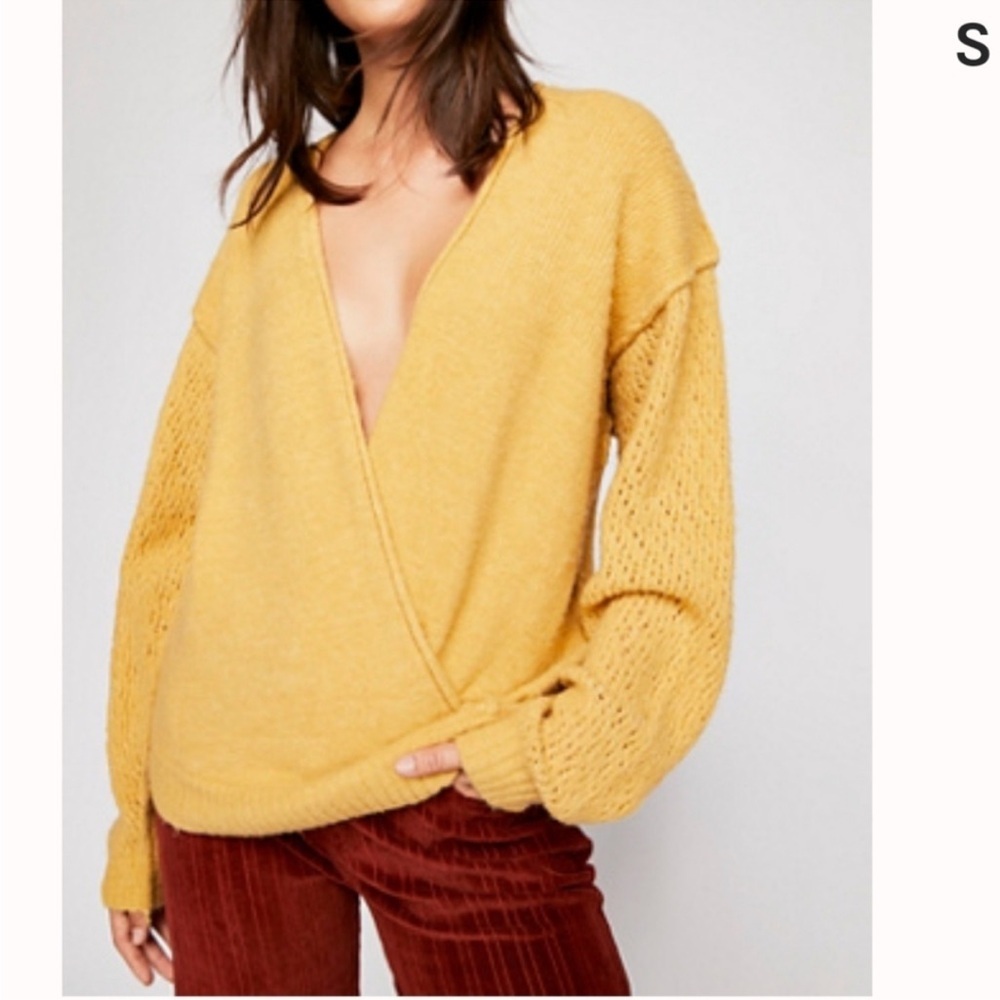 Free People Thats A Wrap Surplice V-Neck Sweater Yellow Long Sleeve Knit Sz M